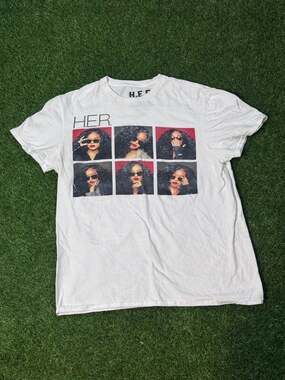 H.E.R. Graphic Concert T-Shirt White Size Medium